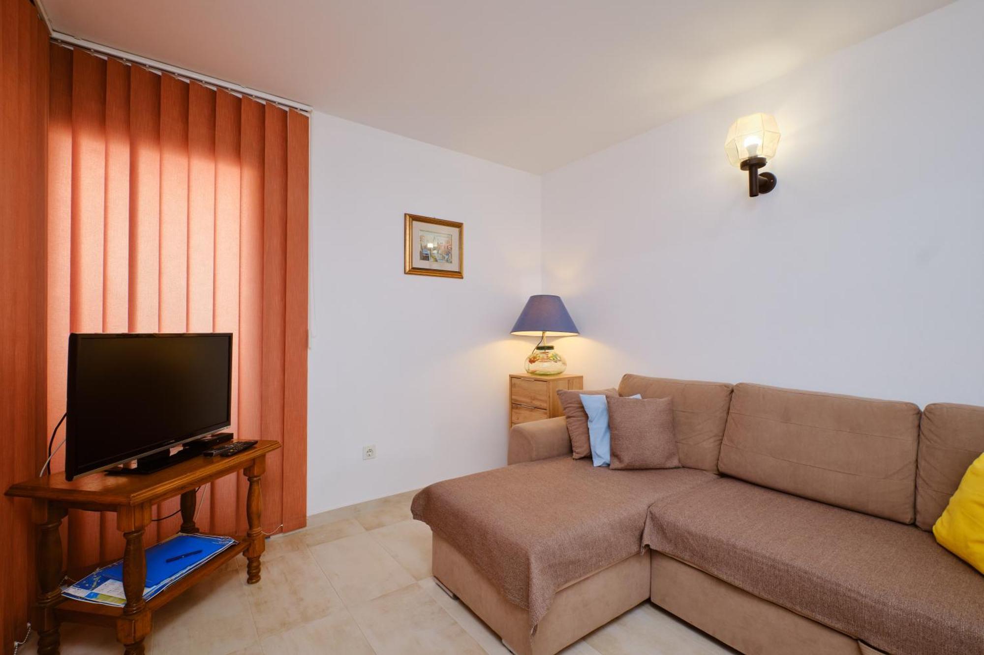 Apartments Katja Mali Lošinj Exterior foto